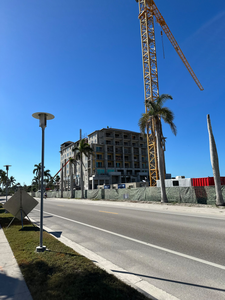 NF301 - Naples Beach Club