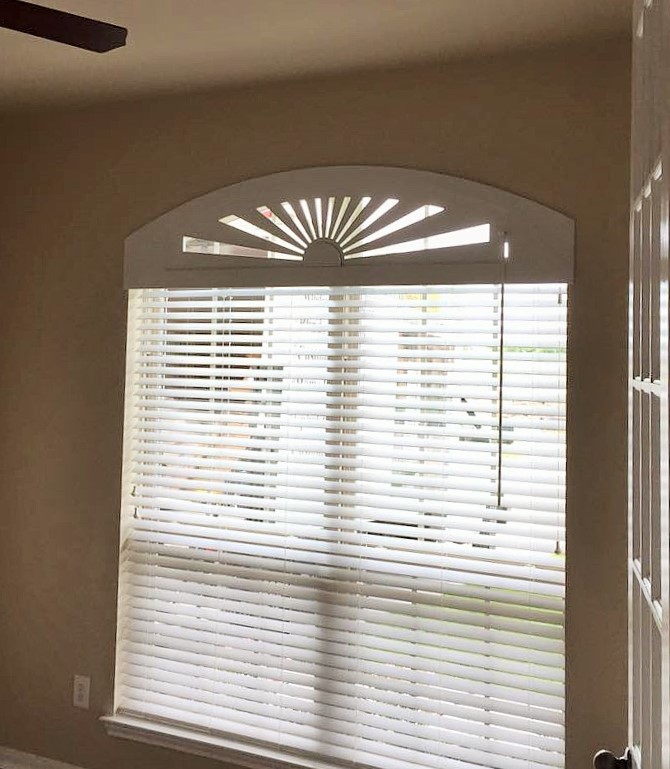 Inspiration for a transitional entryway remodel in Houston