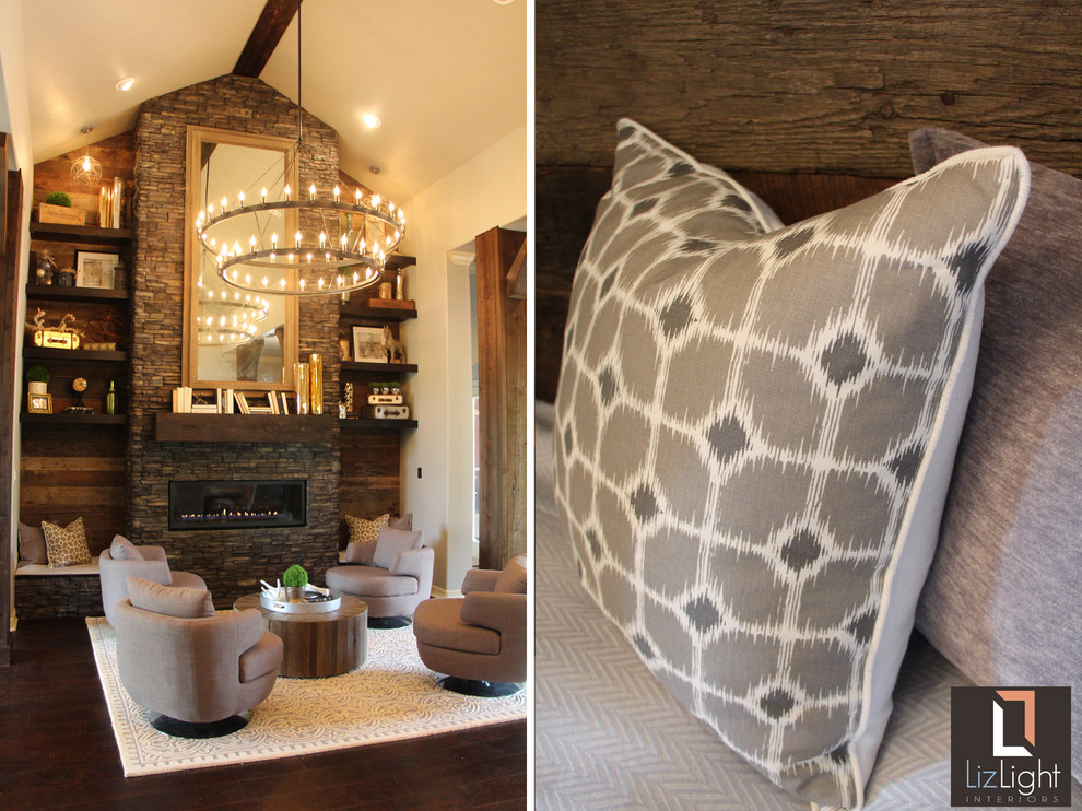 Entryway - eclectic entryway idea in Austin