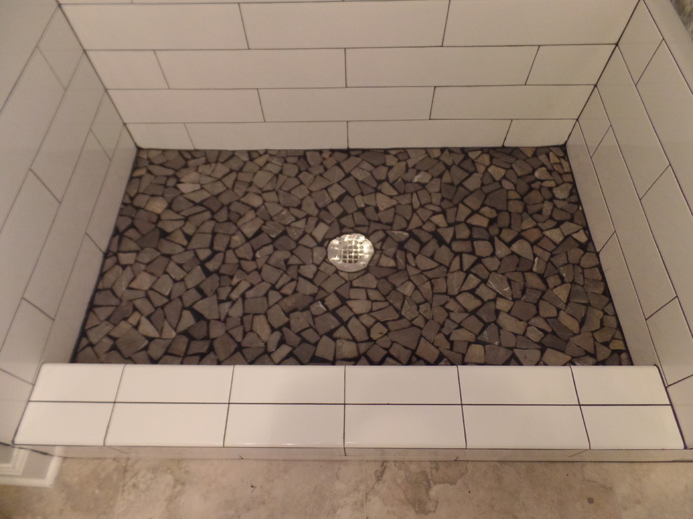 Home design - mid-sized transitional kids' white tile and ceramic tile porcelain tile and gray floor home design idea with shaker cabinets, green cabinets, a two-piece toilet, gray walls, an undermount sink, marble countertops and a hinged shower door