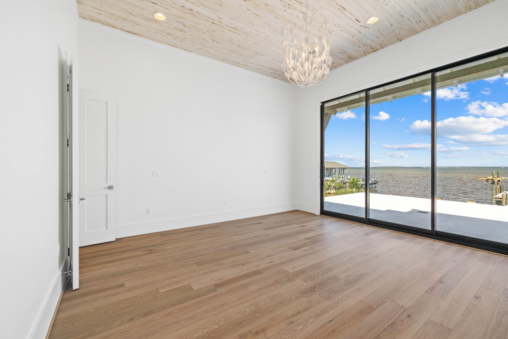 Destin's Luxury Bayfront