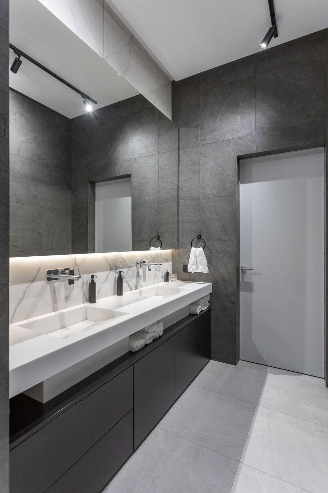 Ванная комната в серых оттенках