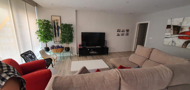 KOEL contemporary