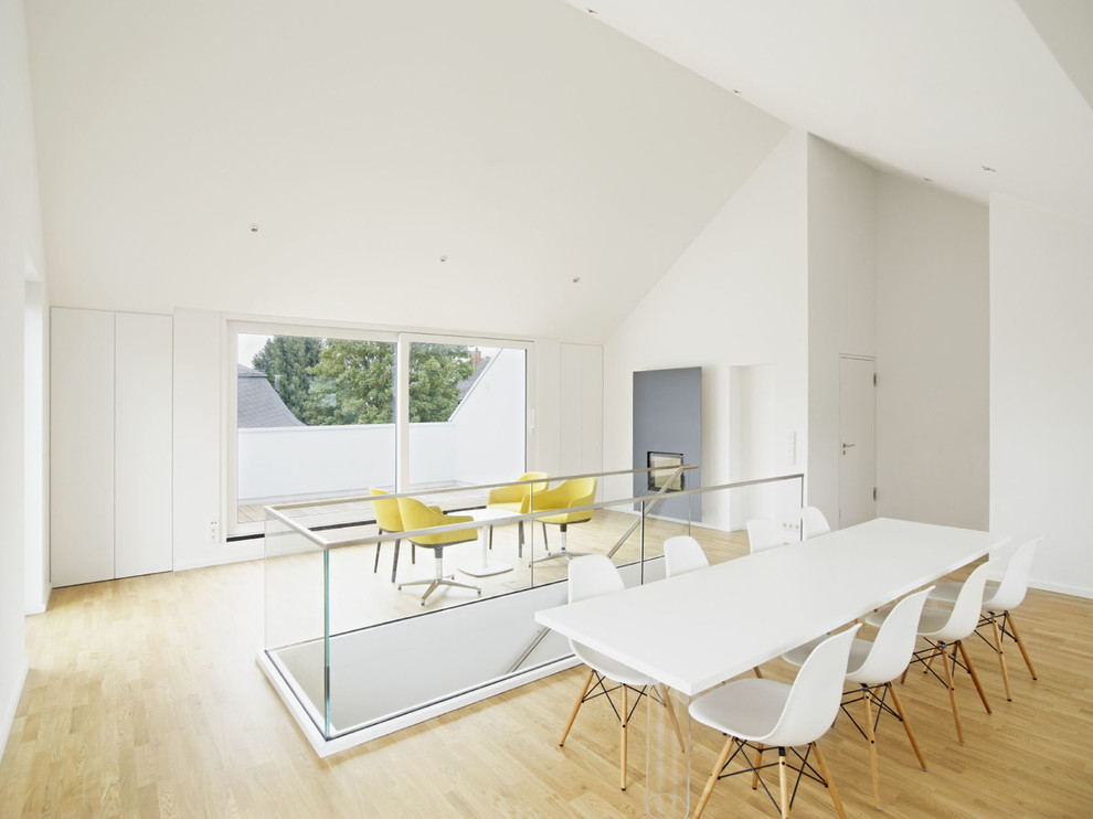 Modernes Esszimmer in Frankfurt am Main