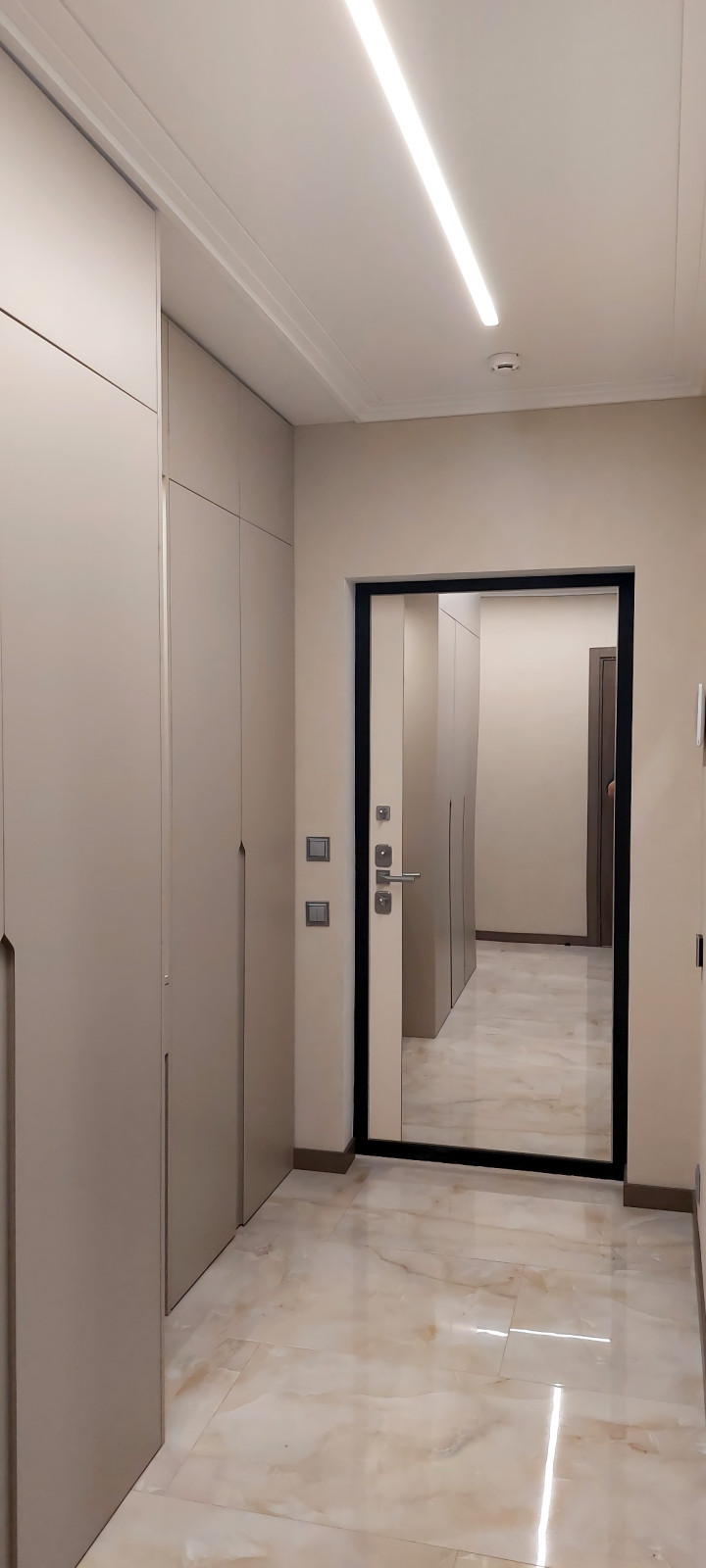 Первый Московский: двухкомнатная квартира 74 кв.м.