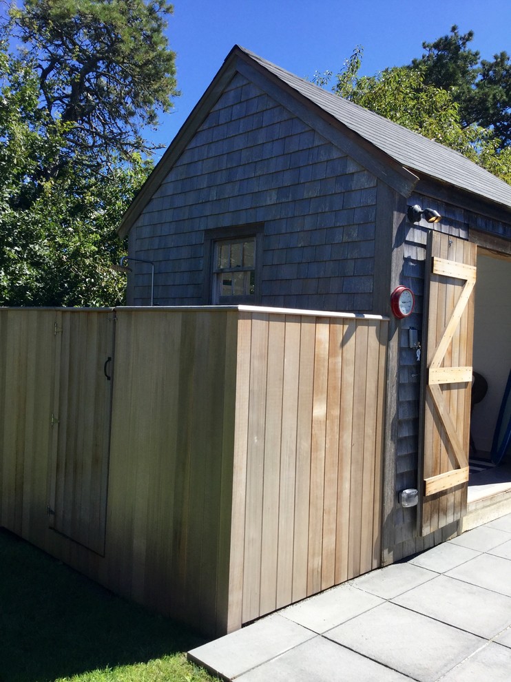 Beach style shed and granny flat in Boston.