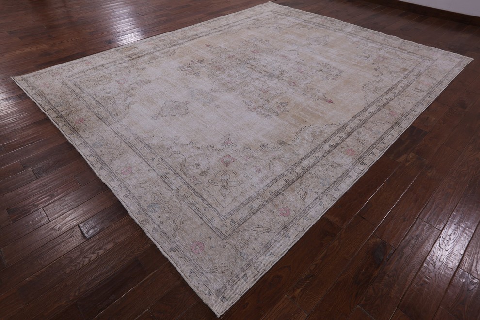 10'x12' Persian Vintage White Wash Oriental Rug, Q1972, 9'8"x12'4
