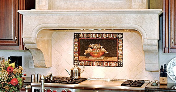 Example of a classic kitchen design in Toronto