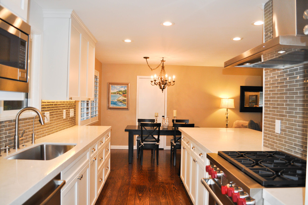 Inspiration for a transitional kitchen remodel in San Francisco