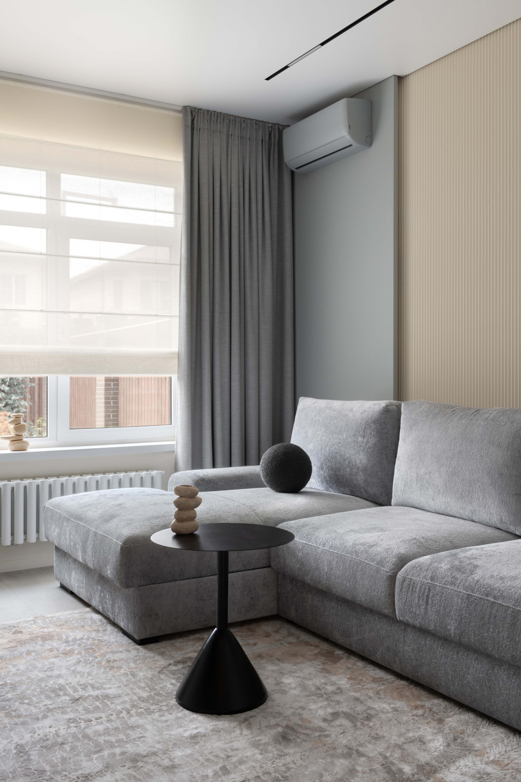 черно-белое