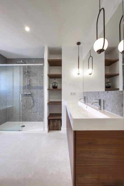 Rénovation salle de bain - 15m2 - Moderne - Salle de Bain - Montpellier -  par Chrysalide Architecture | Houzz