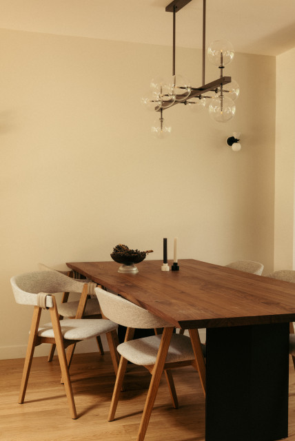 Villa Soleil contemporary-dining-room