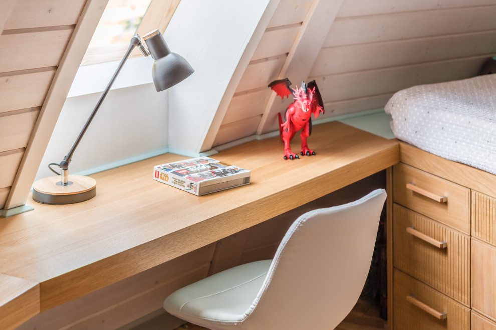 Купольный дом у воды