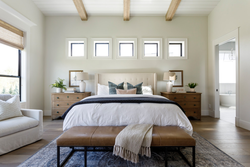 Design ideas for a country bedroom in Boise.