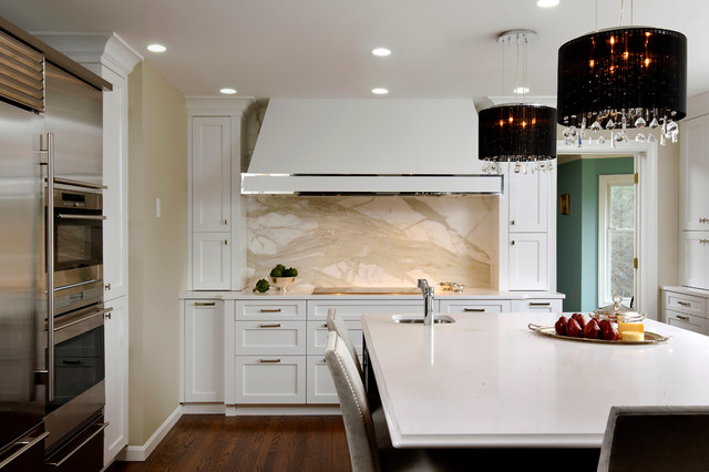 Clean Colonial transitional-kitchen
