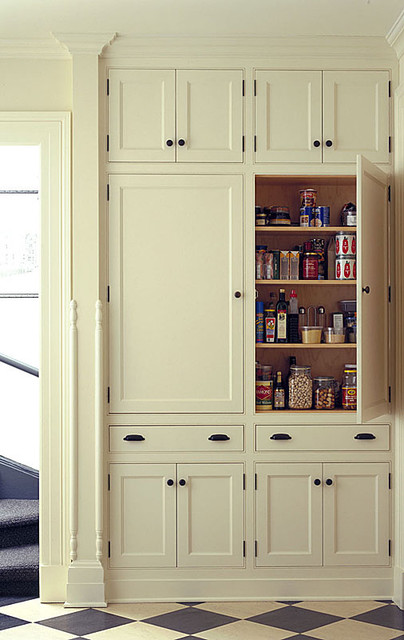 9 Ways To Configure Your Cabinets For Comfort