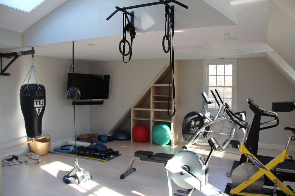 Inspiration for a traditional home gym in Boston.