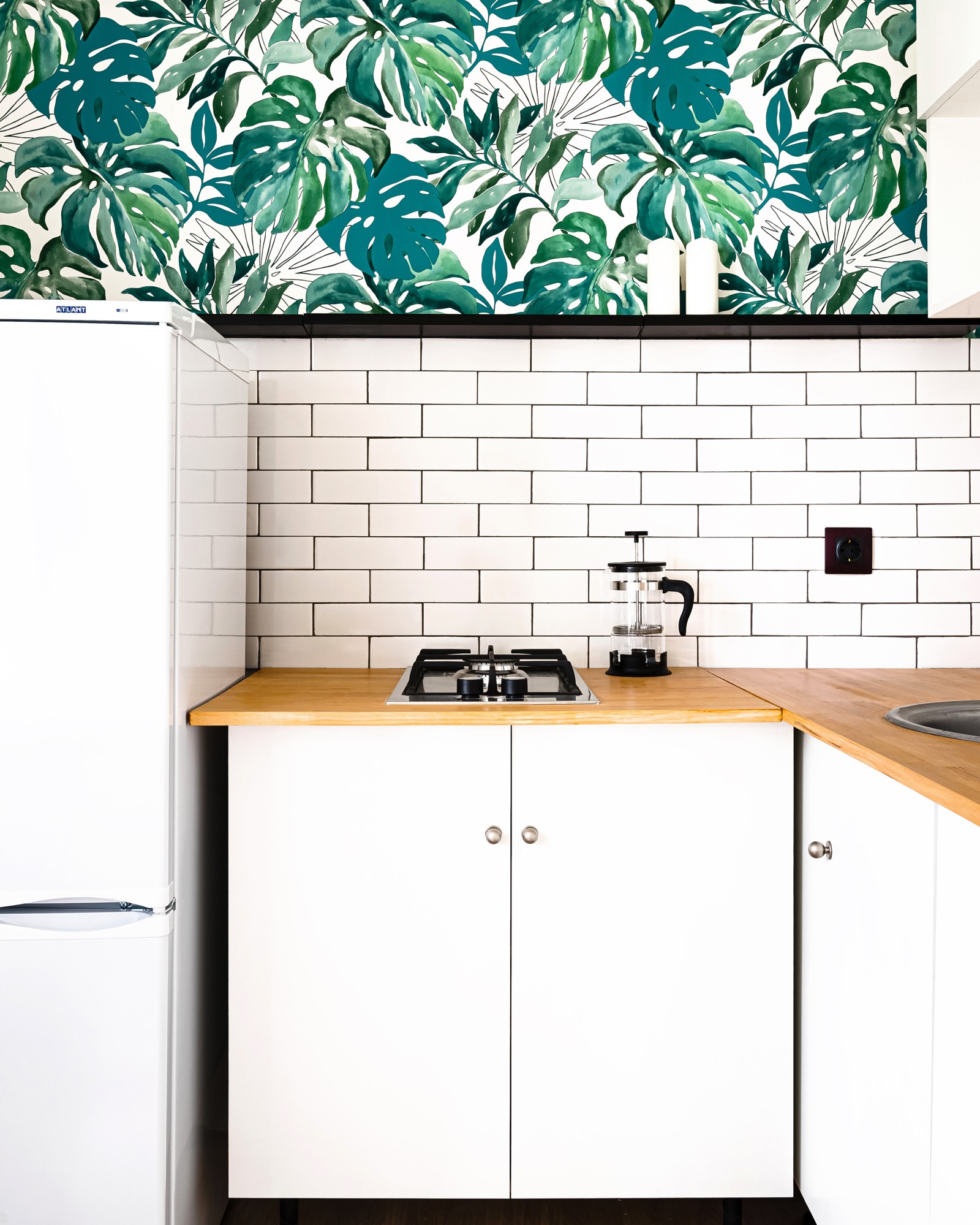 На белом фоне