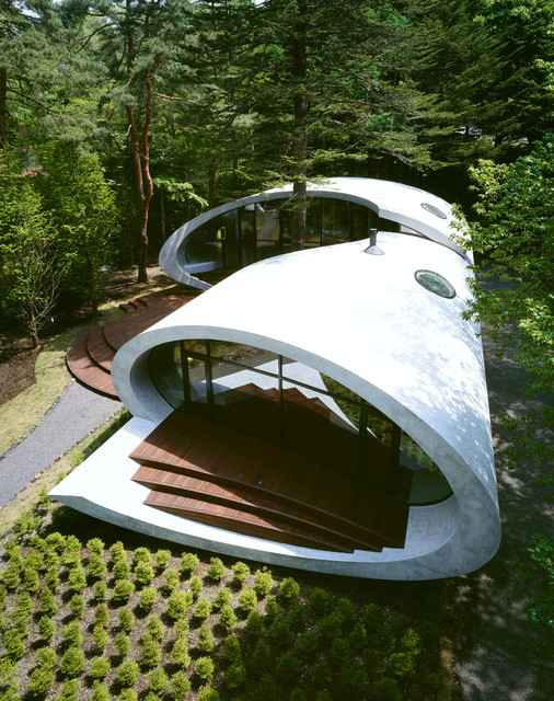 Shell contemporaneo-facciata