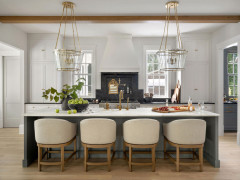 Houzz Tour: Greek Revival Meets Southern Hospitality