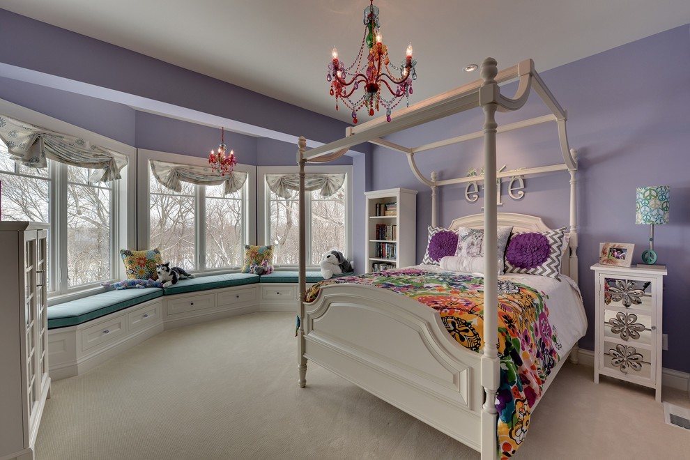 Traditional teen room in Minneapolis for girls.