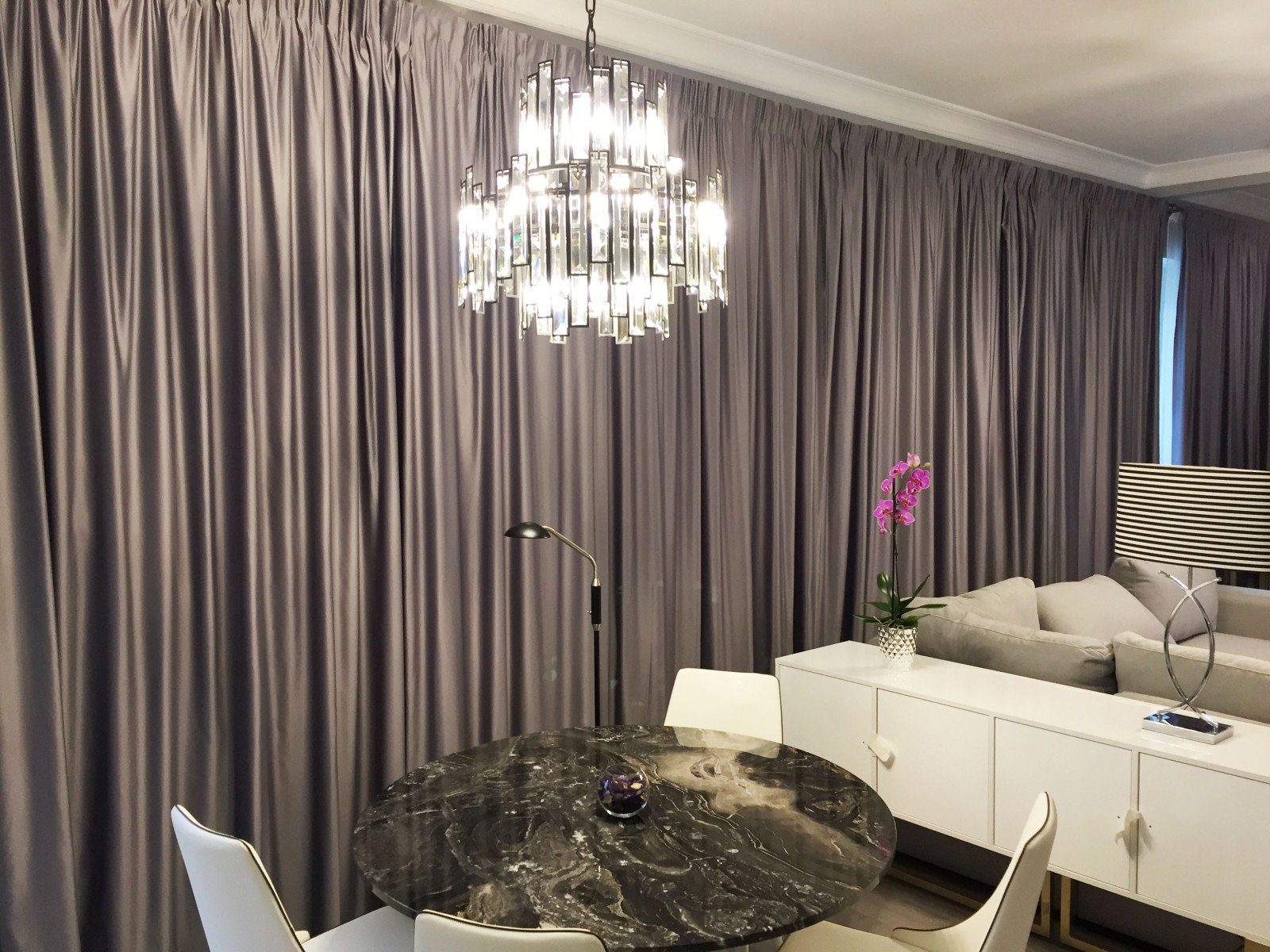 Текстильный декор квартиры в Москве