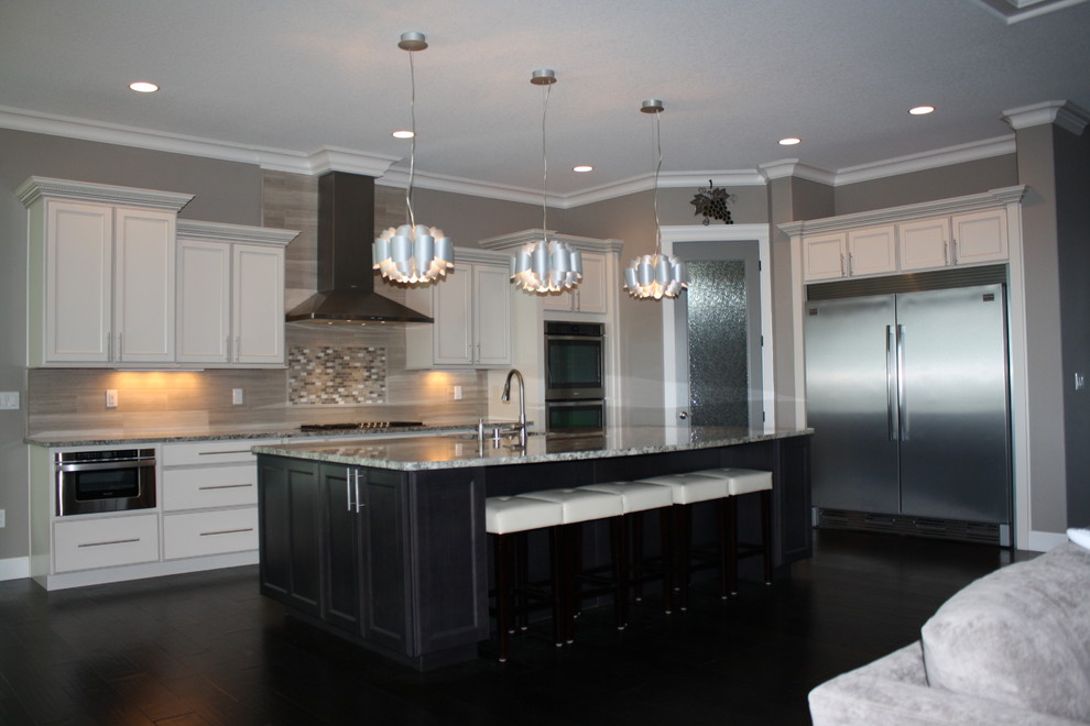 Kitchen - kitchen idea in Seattle