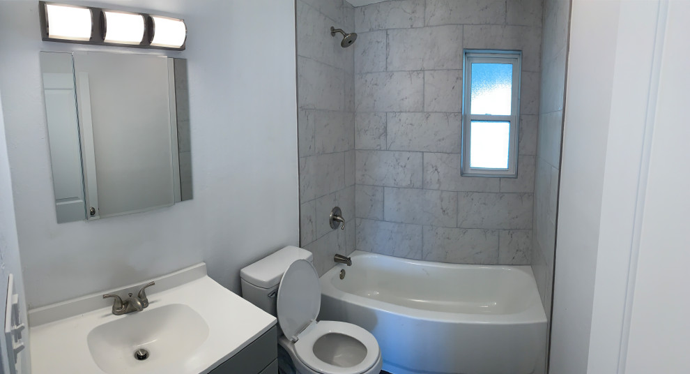 Bathroom 003