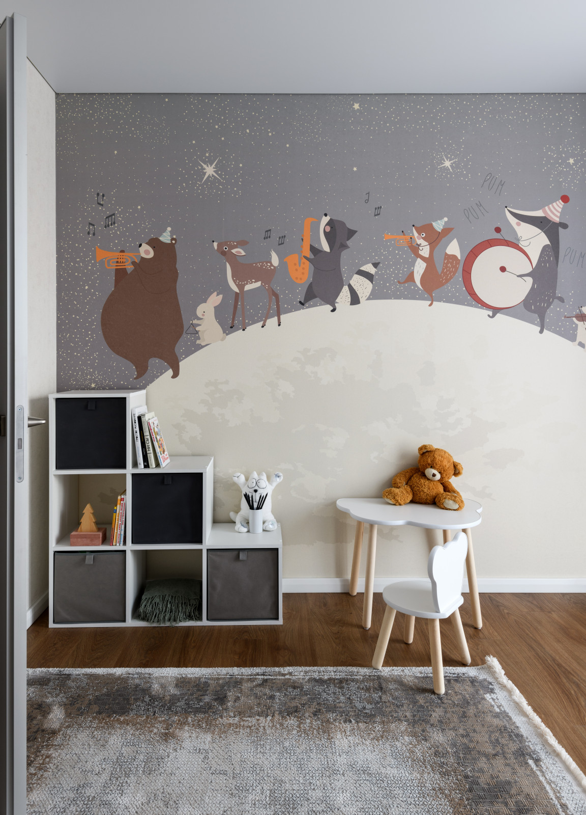 Светлая квартира для семьи с двумя детьми