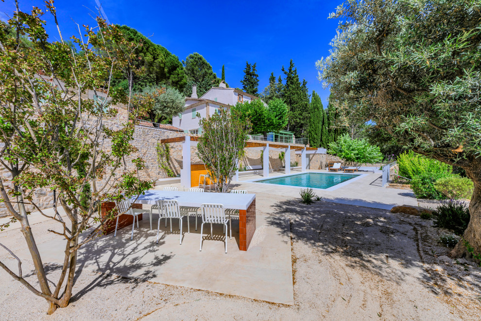 Tourtour - un  jardin dans le ciel