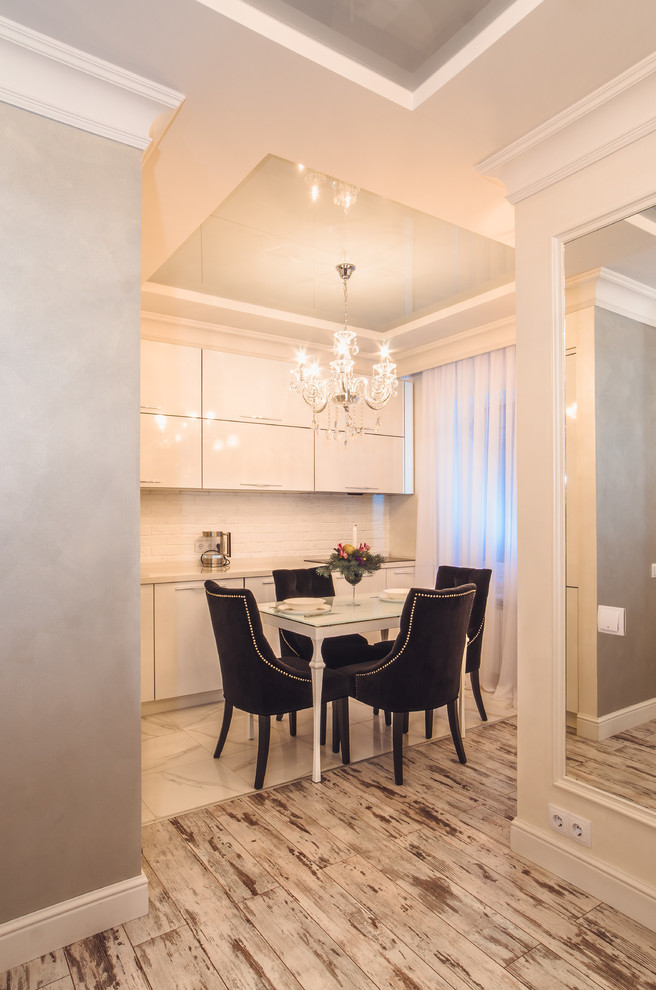 Квартира для молодой девушки.