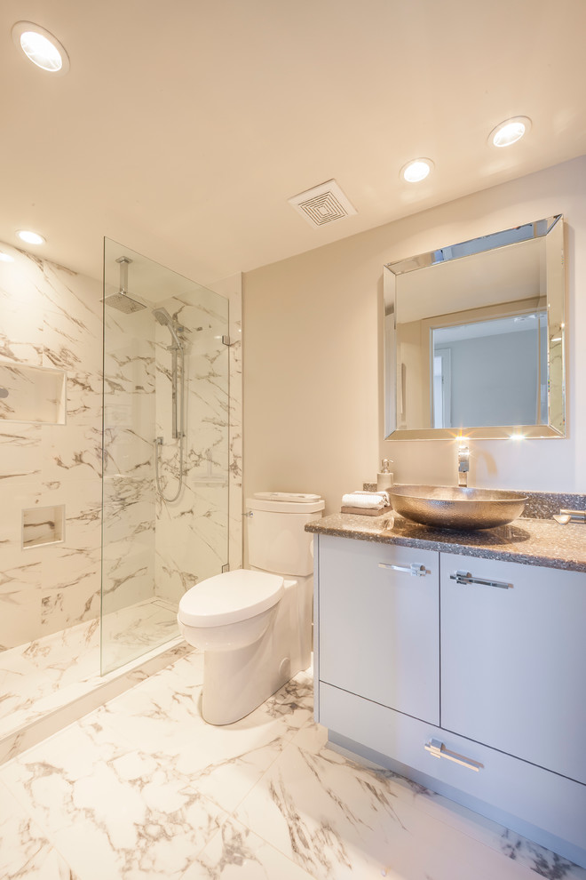 Small traditional 3/4 bathroom in Vancouver with a vessel sink, flat-panel cabinets, white cabinets, engineered quartz benchtops, an open shower, a one-piece toilet, beige tile, beige walls and ceramic floors.