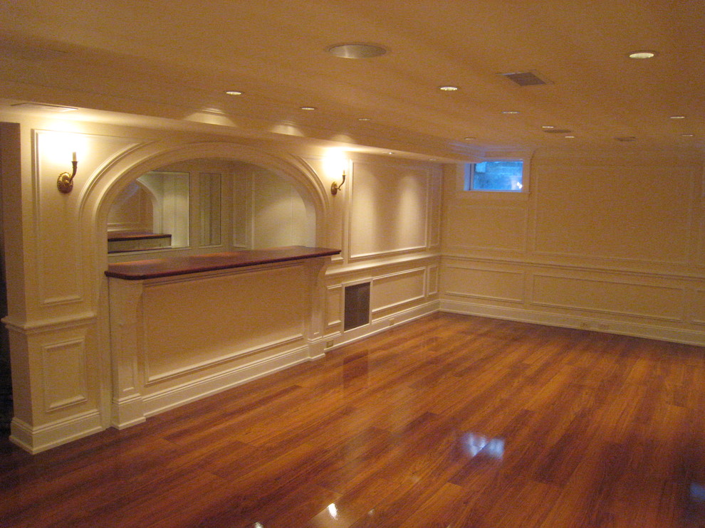 Photo of a traditional basement in New York.