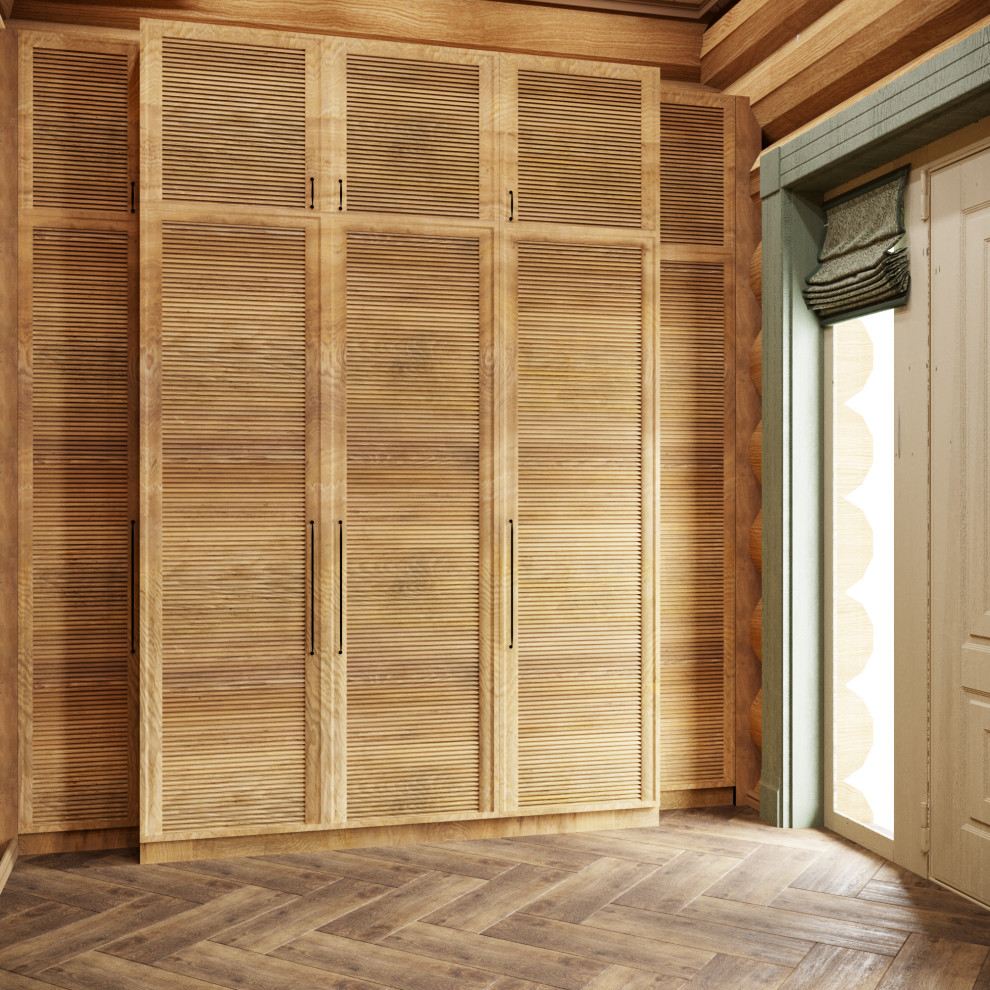 Деревянный дом из дикого бревна