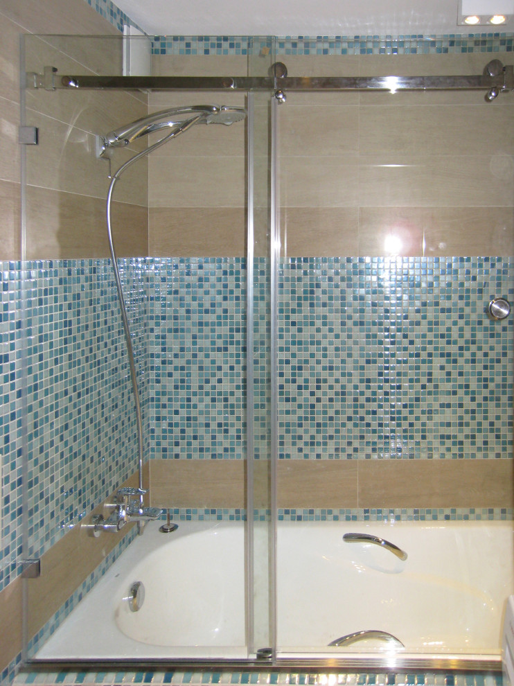 Душевые ограждения на ванну