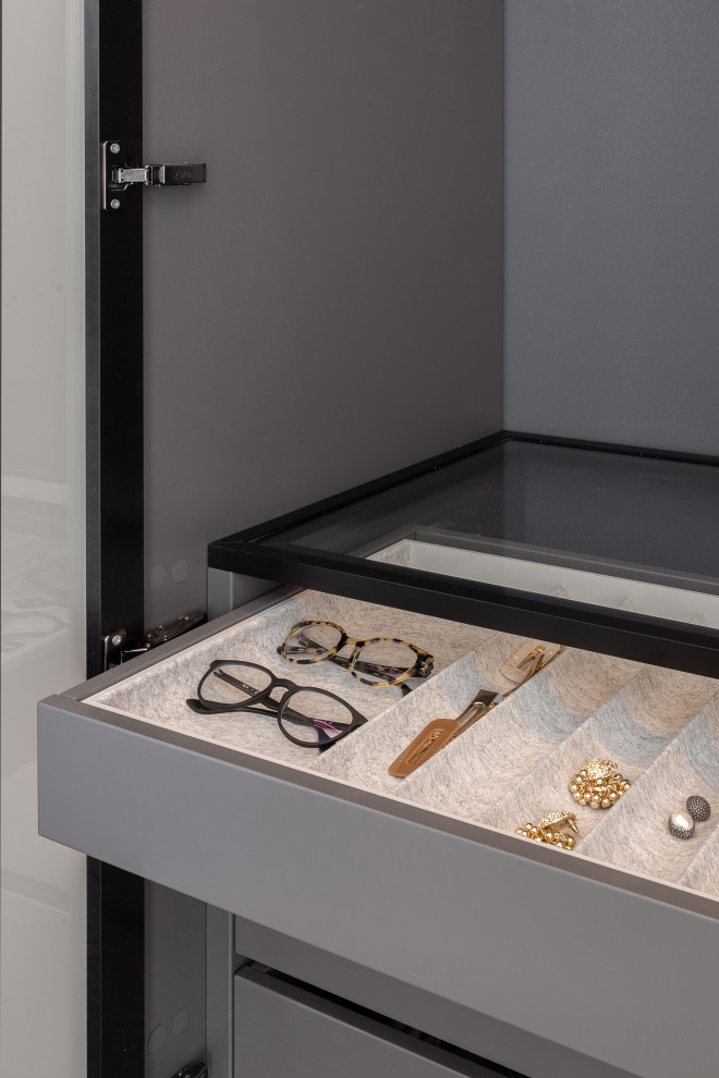 Новоясеневский