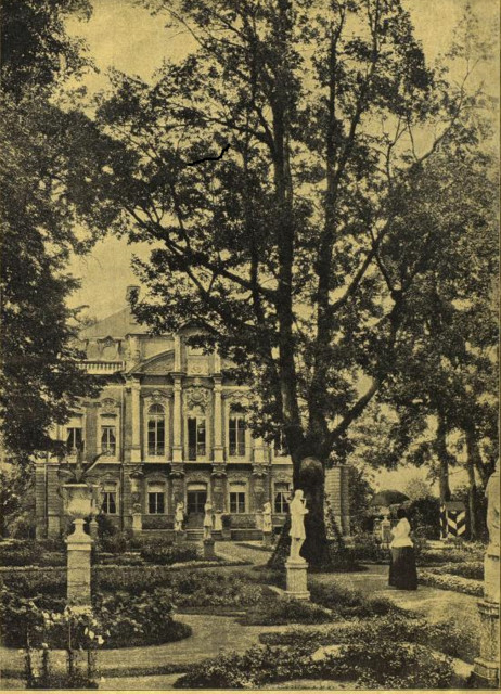 The Russian Dacha From Imperial Residence To Country Cottage