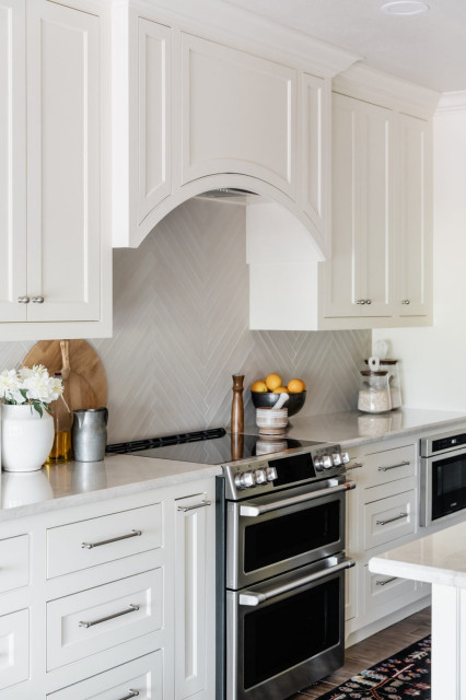 Cream and White Kitchens: Happy Accident or Stroke of Genius?