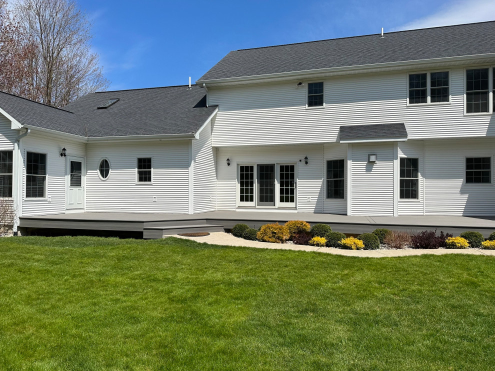 Home Renovation with Custom Siding Installation
