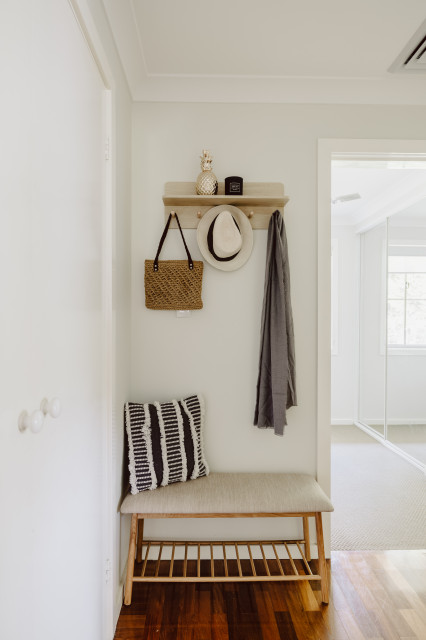 Entry contemporary-entre