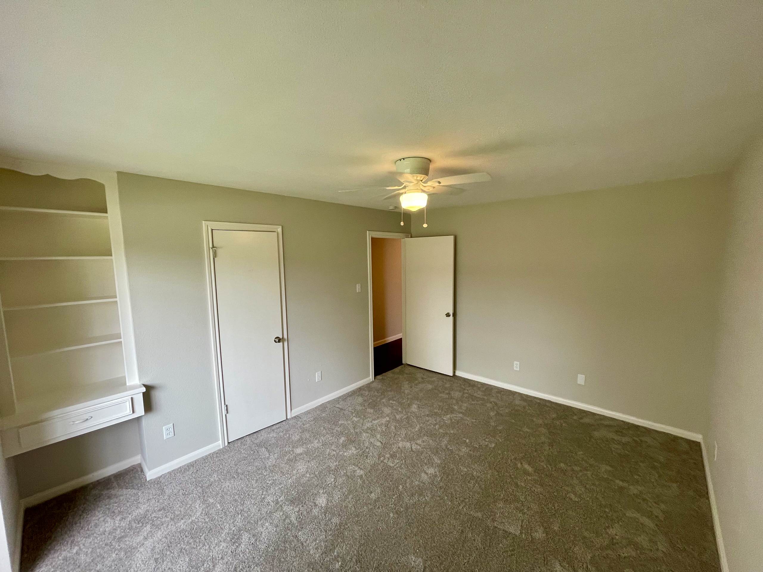 Locke Haven Dr