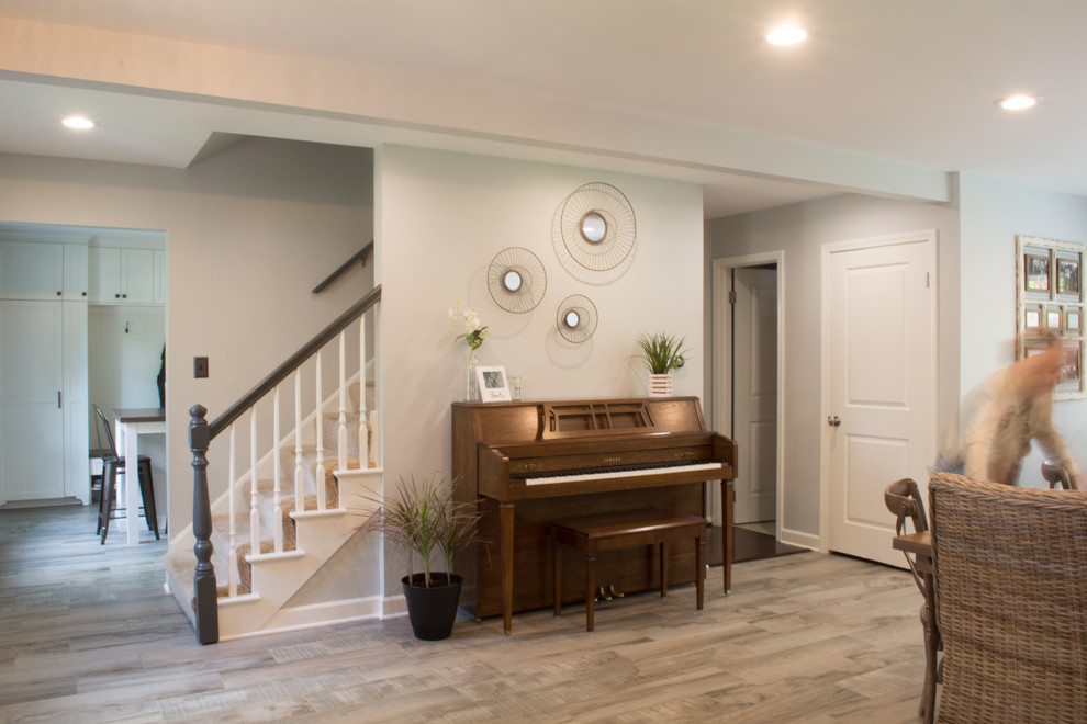 Home design - transitional home design idea in Chicago