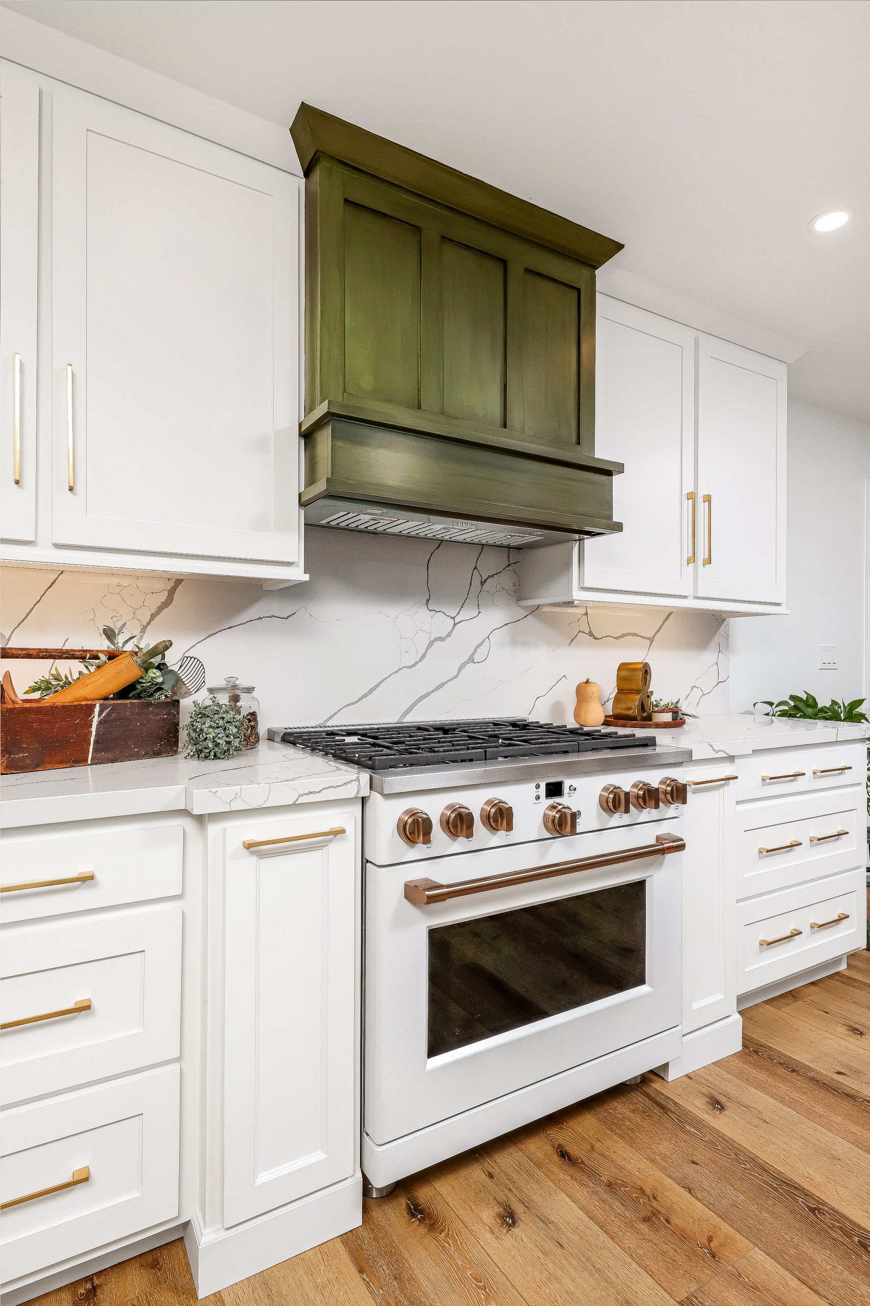 Santa Clarita, CA Full Kitchen Remodel