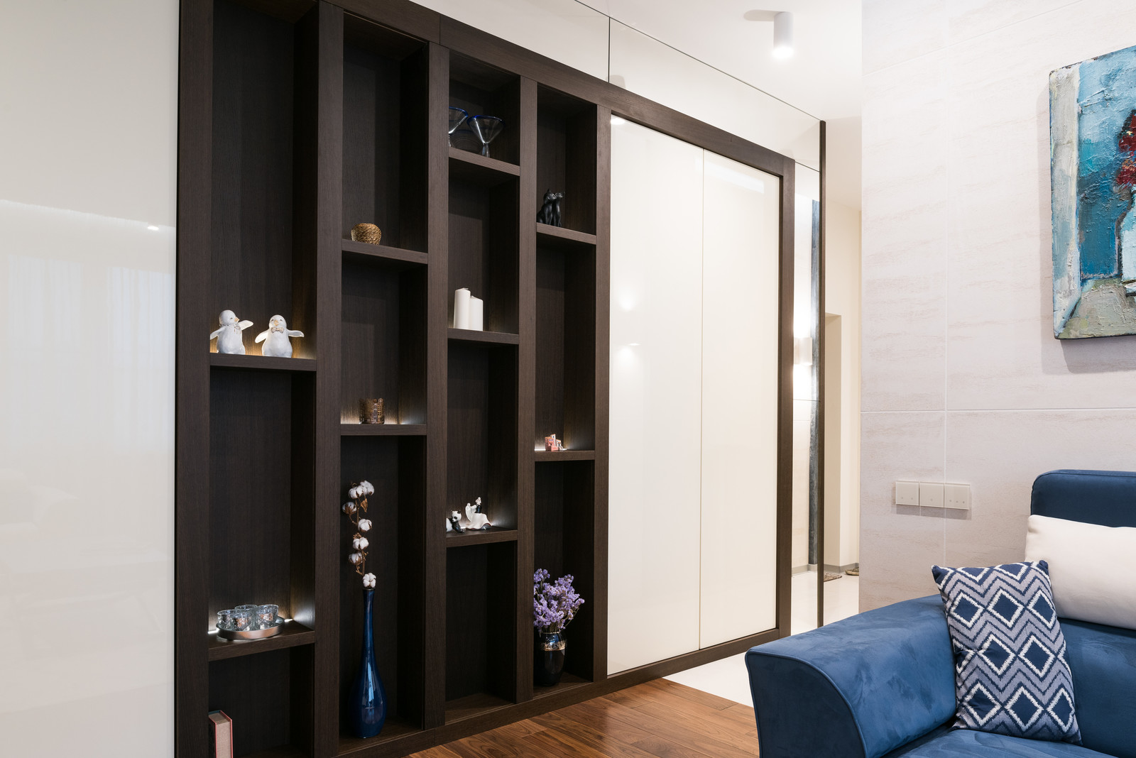 Квартира Ленинский. Контрастный минимализм