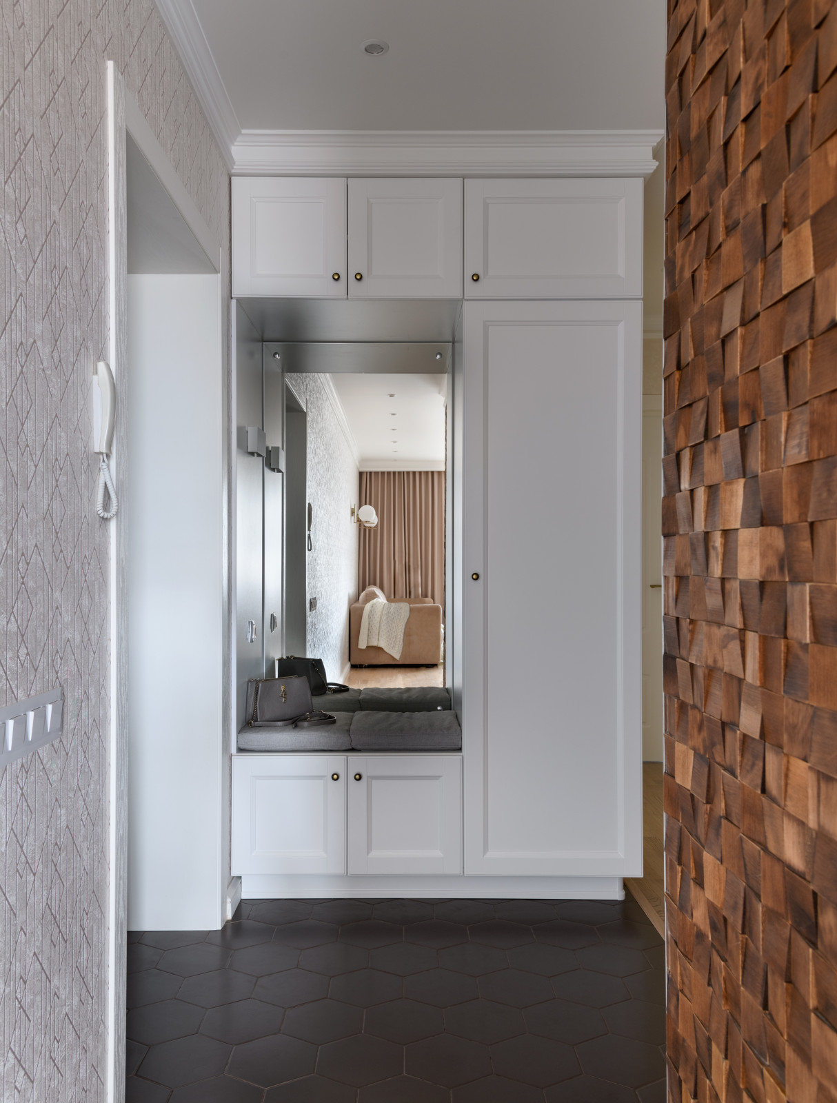 Сакко и Ванцетти 31/4. г.Новосибирск