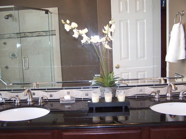 Bathrooms traditional-bathroom