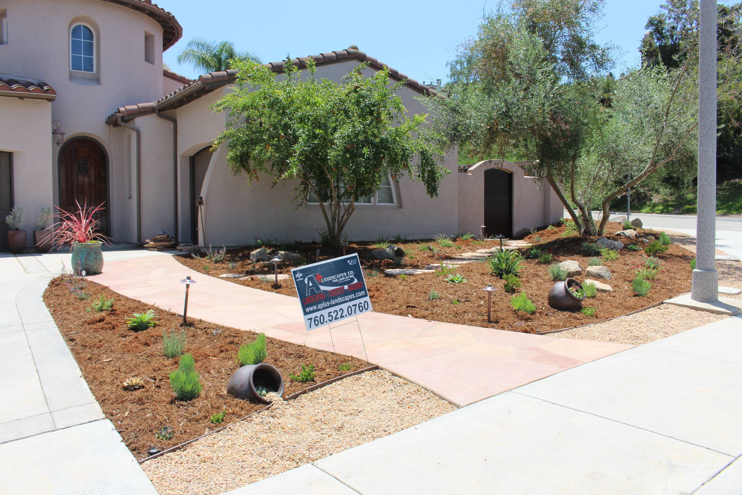 Demo-new concrete-Spanish Style