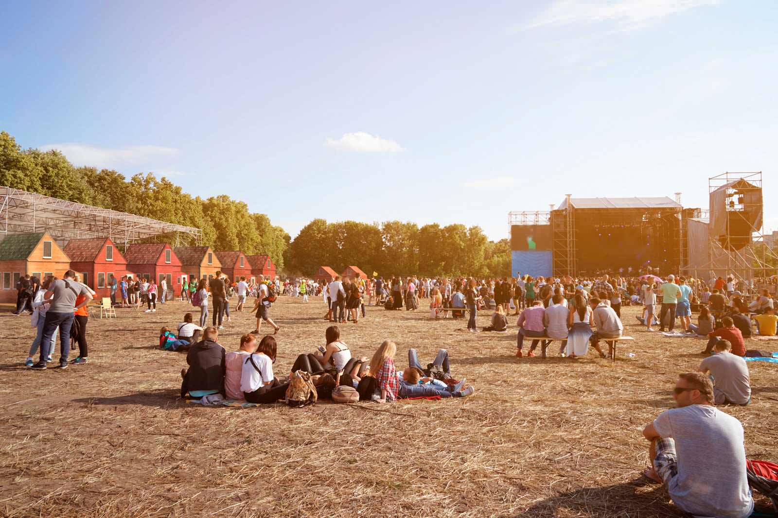 Movable folding houses