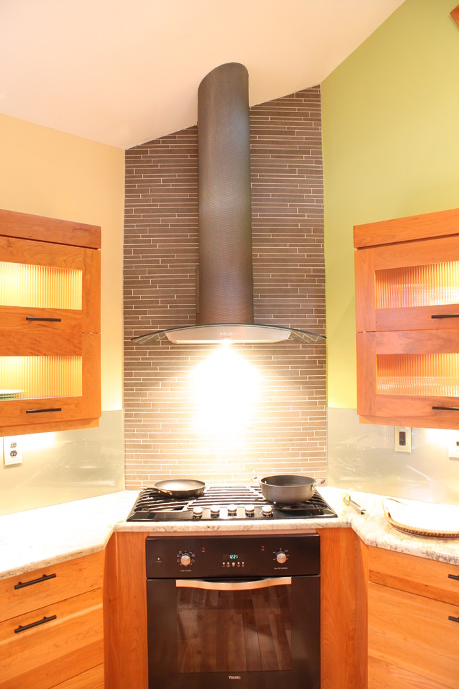 Inspiration for a transitional kitchen remodel in Boston