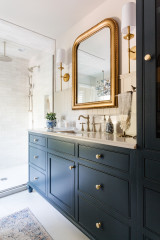 Bathroom of the Week: Cottage Style With a Touch of Elegance